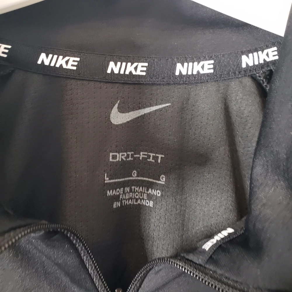 Nike Dri-Fit Colorado College Women's Pullover Half-Zip Size Large Color Black‎